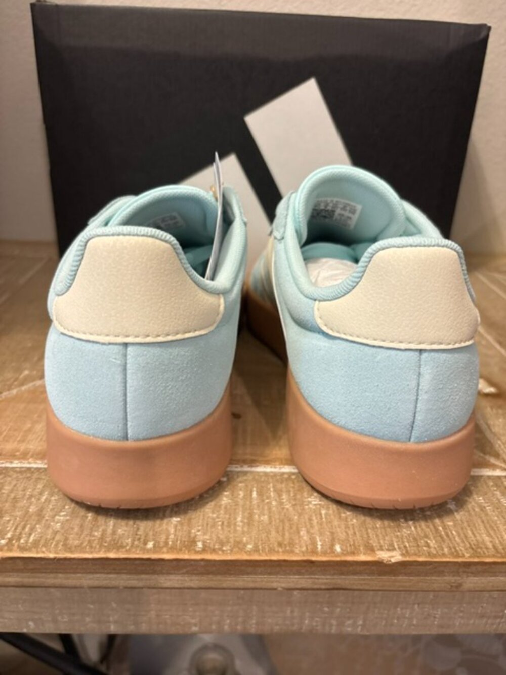 NEW adidas Barreda Sneakers Semi Flash Aqua Suede JR1199 Sizes 7.5-10 - Picture 5 of 8